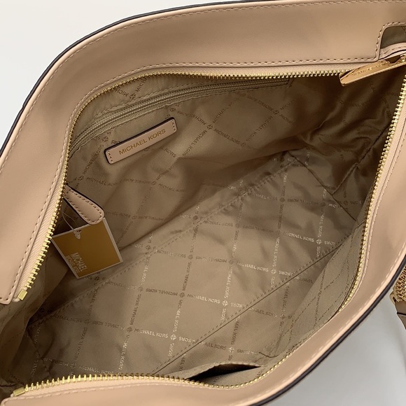 Michael Kors Jet Set Item Medium Front Pocket Shoulder Chain Tote BUFF COLOR - Picture 11 of 13